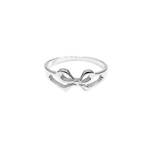 Rings: Silver Bow Ring