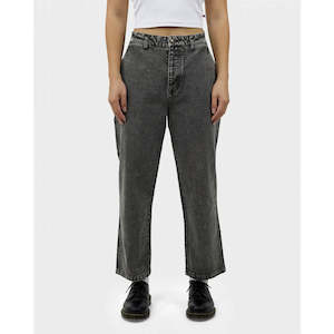 DICKIES SUGARLAND AGED DENIM HIGH RISE CROPPED FIT TAPERED JEAN - STONE WASHED CHARCOAL