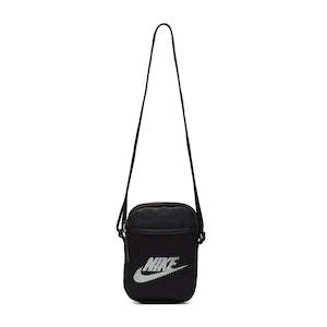 NIKE HERITAGE S CROSSBODY BAG - BLACK