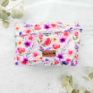 Think Pretty Thoughts - Bouquet Cuddle Bud Dog Bed Cover