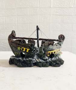 Pirate Boat Aquarium Ornament
