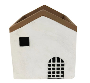 Garden: Planter Jonah House Medium