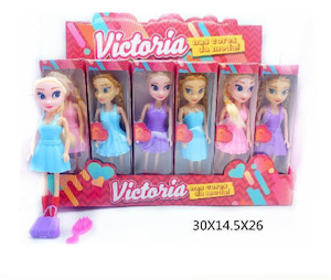 Toys: Victoria Fashion Doll 7"
