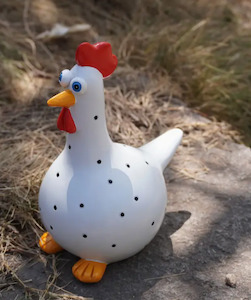 Home Decorating Interior Design: Charming Polka Dot Chicken