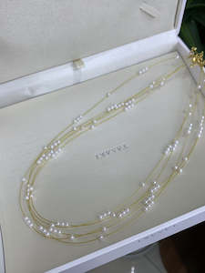 Pearl Necklace: Gypsophila Freshwater Pearl Necklace