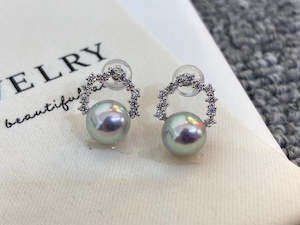 Pearl Stud Earring: Garland Akoya Earrings