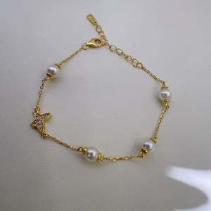 Pearl Pendant: Freshwater pearl butterfly bracelet