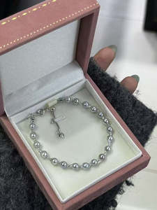 Pearl Pendant: Akoya Baroque pearl bracelet