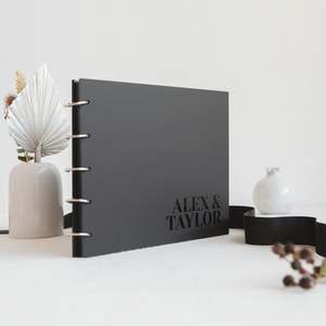 Guestbook – Vogue