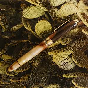 Nahvalur Horizon Desert Fountain Pen