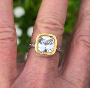 Products: Custom cut topaz cushion and sapphire ring. 24ct gold and silver. Size P1/2. - Penelope Barnhill Jewellery