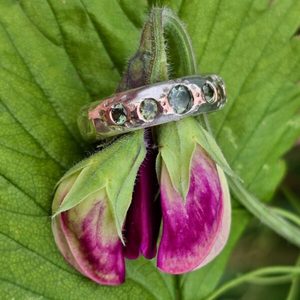 Products: Eclipse ring. silver, 9ct rose gold. Untreated ethical Australian green sapphires. Size M - Penelope Barnhill Jewellery