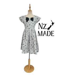 Sz 10: DEVOL POODLE DRESS | 10