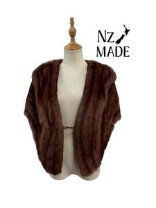 IAN GRANT  BROWN FUR STOLE
