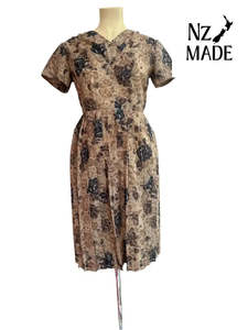 Sz 19: ALLENE 40S DRESS SZ 20