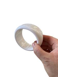 Preloved Bangles: WHITE ABSTRACT BANGLE