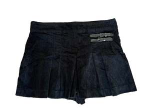 BLACK FRIDAY SALEM SKORT | 18