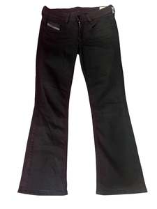 Sz8: DIESEL BOOTCUT JEANS | 27