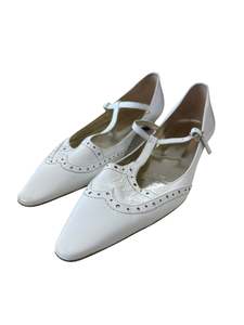 Rewind Shoes: FIONA MCGUINNESS WHITE SHOES | 41