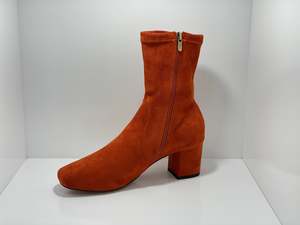 Frontpage: Careful Boot - Mid Calf