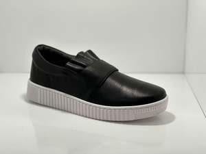 Hinako 1: Bella Slip On Leather Shoe Hinako