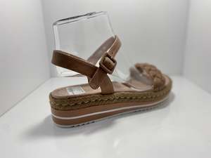 Hinako 1: Keira Platform Sandal Leather Hinako