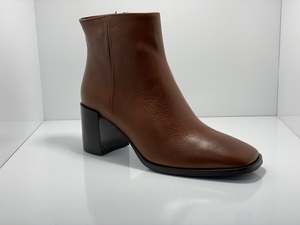 Emporio Italia: Nadia Leather Boot with Side Zip