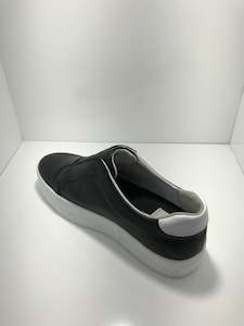 Shia Slip on Leather Shoe Top End