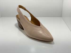 Hat Leather Slingback