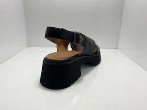 A E: Lake Leather Sandal A & E