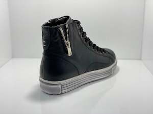 Uma Leather Boot inside zip and laces Cabello