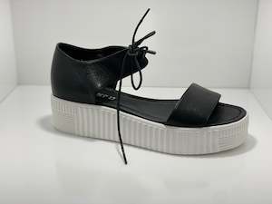 Silent D: Lento Sandal