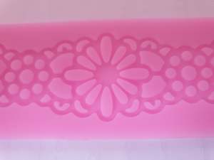Cake Lace Mats: Cake Lace Mat  -  CLMP24