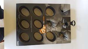 FOR HIRE  -  Friand pan