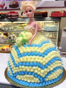 FOR HIRE  -  Doll cake pan