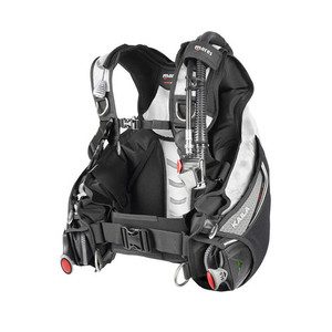 Products: Mares Kaila SLS BCD Performance Diver