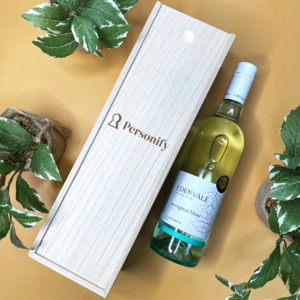 Gifts For Him: Personalised Corporate Gift Wine Box