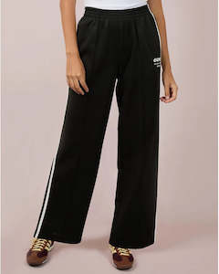 Womens Bottoms: On The Daily Trackpant