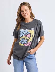 Womenswear: Lulu Tee