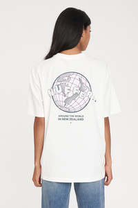 Womenswear: Relax Tee 220/Flight Plan
