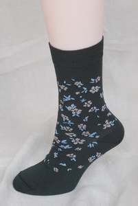 All: Manuka Flowers Merino Sock - Dark Olive