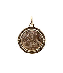 Necklaces: Half Sovereign Pendant
