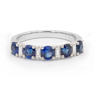 18ct White Gold & Diamond Ring