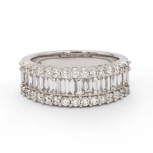 Stunning Diamond Ring