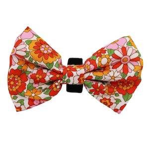 Wear: Flowers in the field: Bowtie- Medium