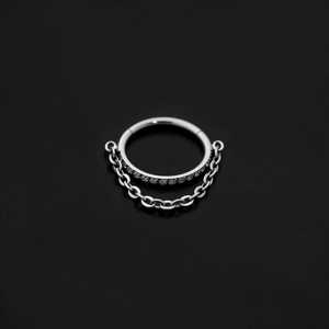 ASTM F136 Implant Grade Titanium Chain Outward Paved CZ Hinged Ring Clicker