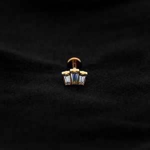 ASTM F136 Implant Grade Titanium Gold 3 Oblong CZ Flatback Labret Stud