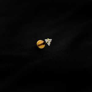 ASTM F136 Implant Grade Titanium Gold Claw CZ Triangle Flatback Labret Stud
