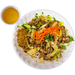 S12. Stir Fry Chilli Chicken Noodle Salad