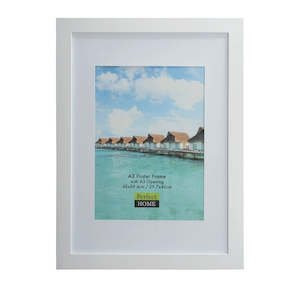 Poster Picture Frames: Brighton A2 with A3 opening White